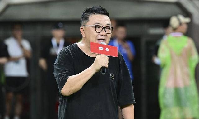 董路自述:青训引发关注,回应骂哭女主播事件