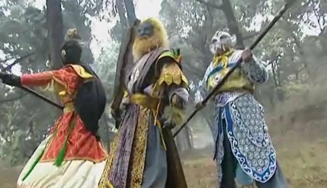 大鹏比猴哥更强,若他联合青狮白象,4万妖兵攻打天庭,能赢吗?