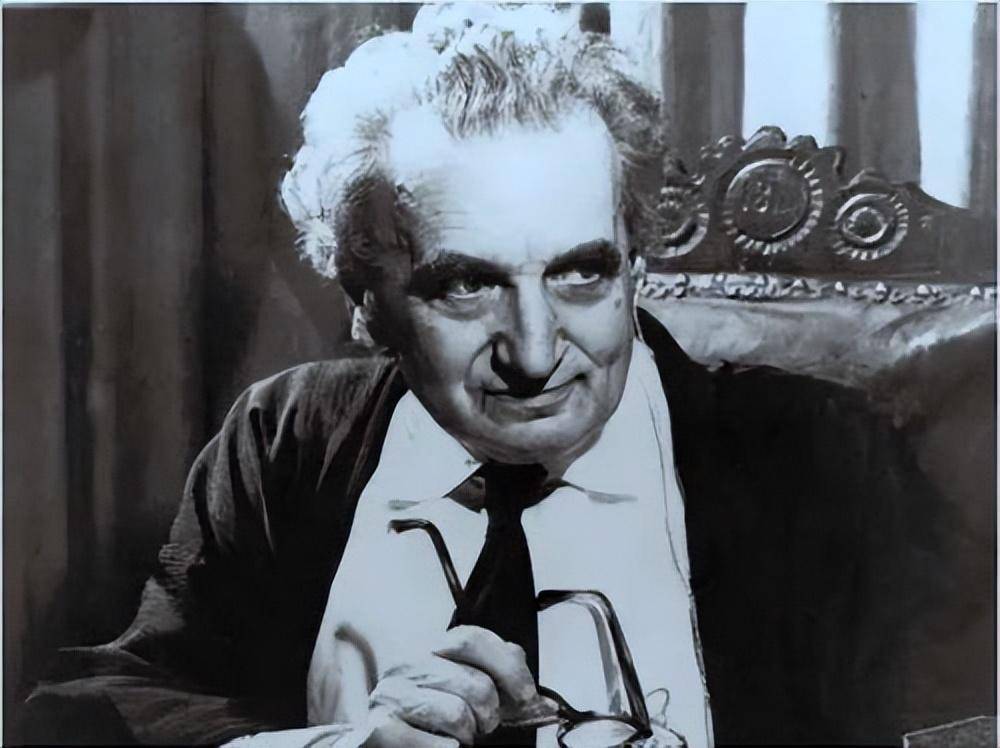 西奥多·冯·卡门(theodore von kármán)是一位匈牙利出生的航天