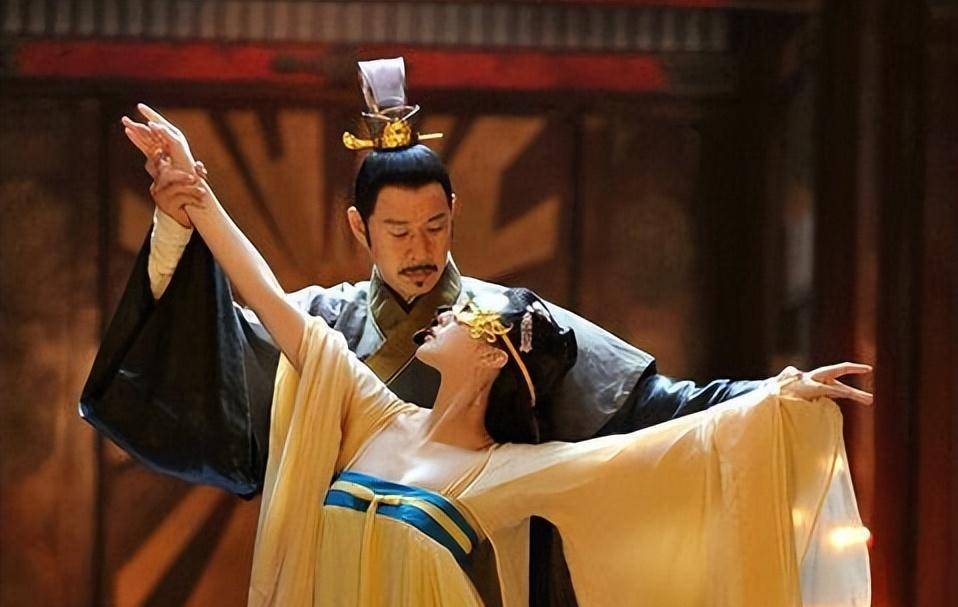 群臣为他喊冤,武则天:你们把字拆开念_李世民_李治_妃子