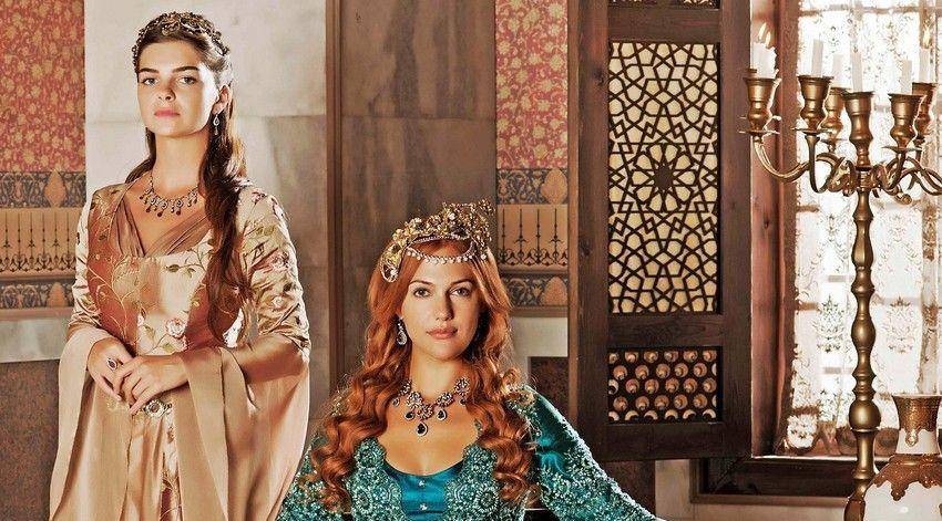 9万颗避孕药,圈养上千名整容美女_奥克塔尔_别墅_艺术