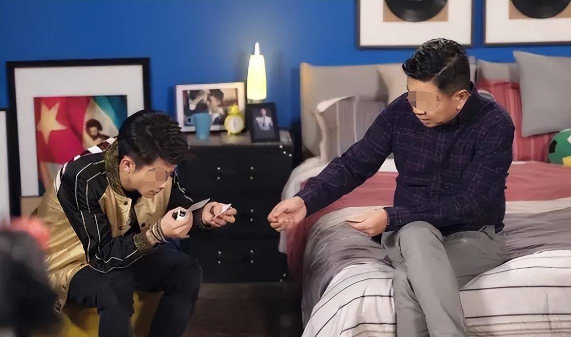 行迹诡异被赶走,随后校花遇害_刘父_沈蓓_刘思佳
