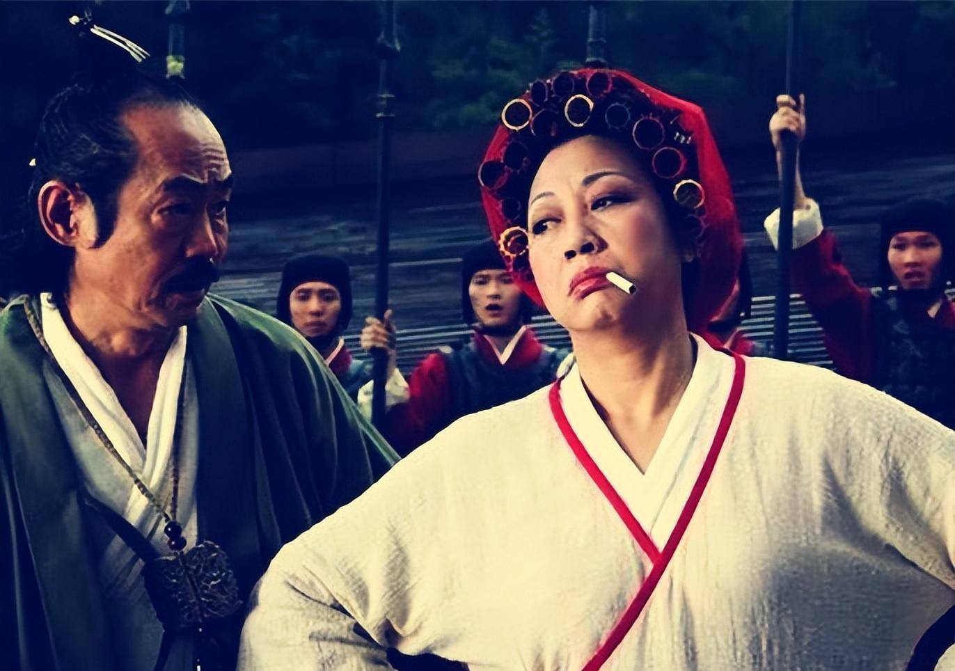 婚庆上联:"吕府姑娘,下口大过上口",下联更绝,且讽刺味十足_富人_对联