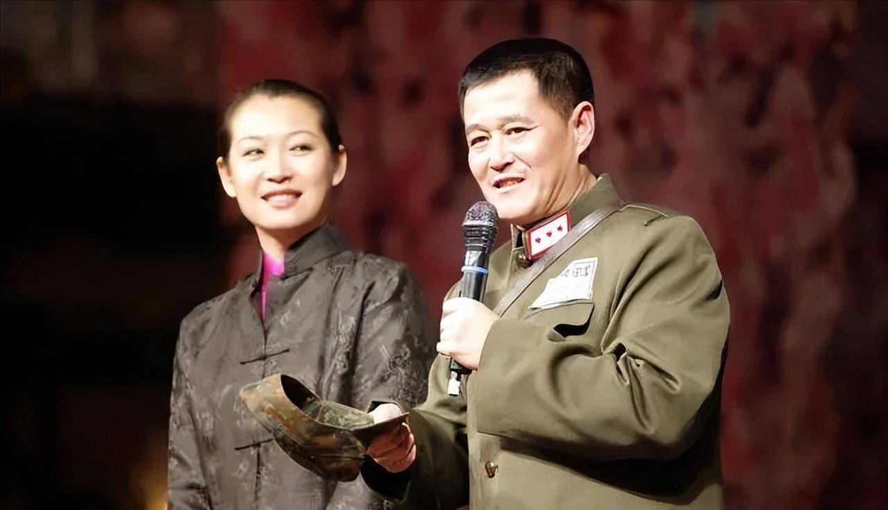 同是赵本山的基因,把前妻和现任的女儿一对比,差距就出来了