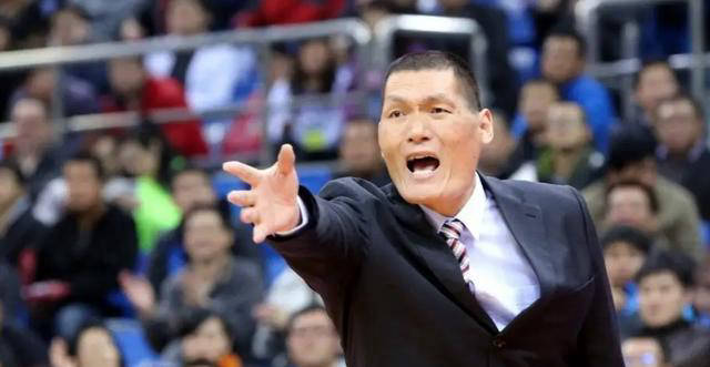 山东男篮迎来纪敏尚:三大利好助力球队,教练选任成焦点