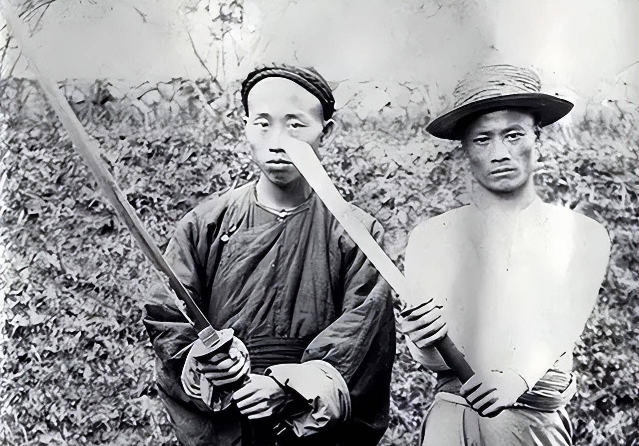 头被砍掉的瞬间,身体还能感觉得到吗?有人做了这项实验