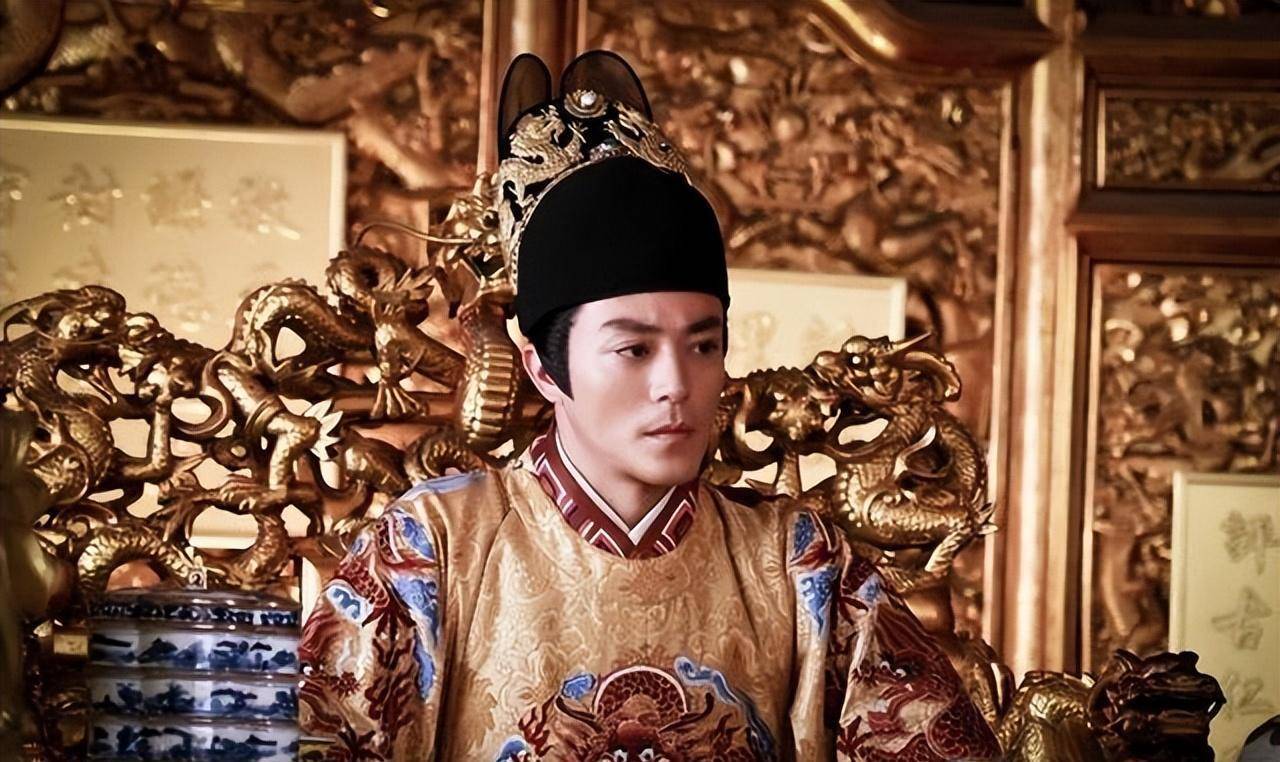 明朝第一忠臣被冤斩,锦衣卫抄家落泪,太后得知水米不进