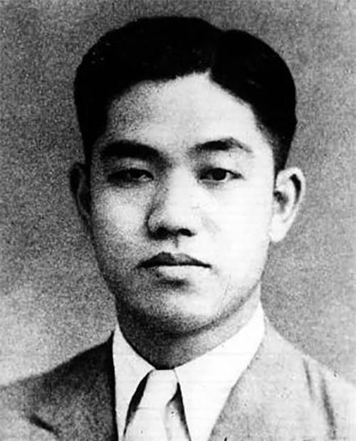 早些年读书的时候,一个偶然的机会,王孝和结识了地下成员许统权.