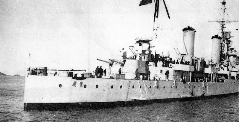 此外,海空军协同也只是宣传而已,实际效果不大,甚至成笑话.