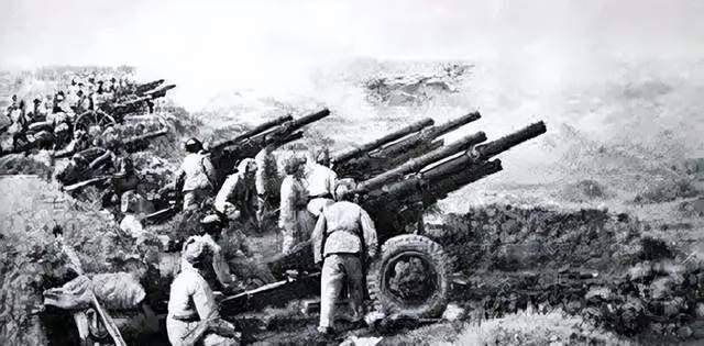 1纵电话员路边看到一根电话线,接上一听大喜:这回听到好消息了