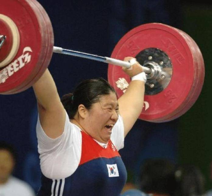 在张美兰看来,172.5公斤已经是唐功红的极限,就算唐功红再举一次172.