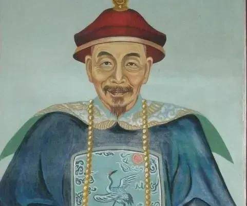 李光地是福建安溪人,两人算是同乡,又是同一年中的进士,李光地名次更