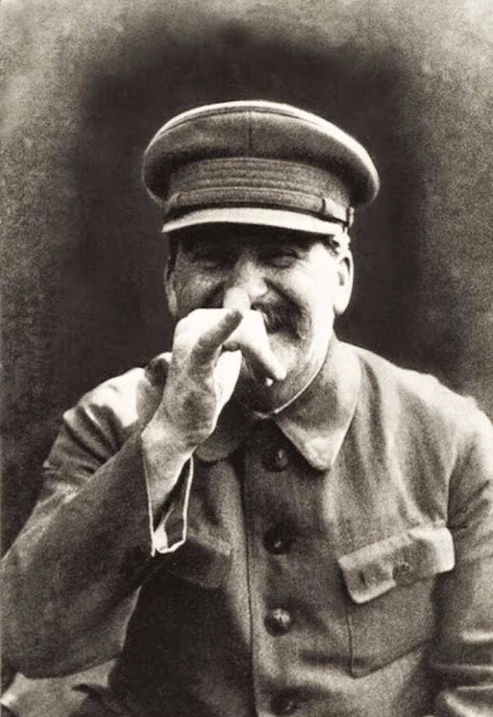 刺刀下的自愿:1940年波罗的海三国加入苏联