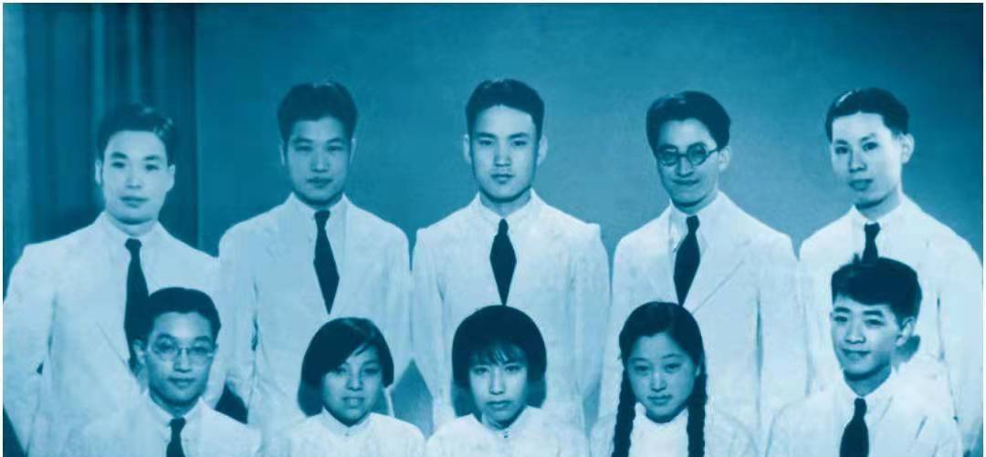 很多人只知道"原子弹之父"钱三强,却不知他的夫人家世非同一般