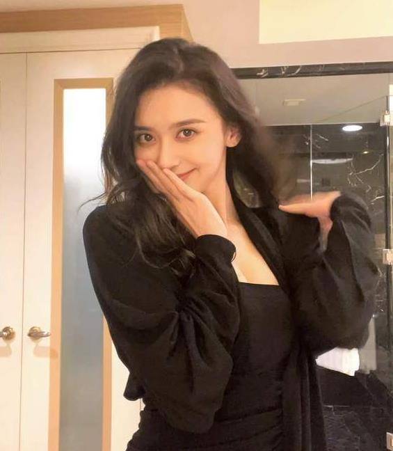 笑死!高亚麟塌房,最大受害者竟是杨紫,连养老保险都没了