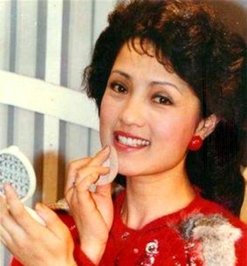 广州美女主持人殒命案:凶手只拿走1060元港币,却留下了10万现金