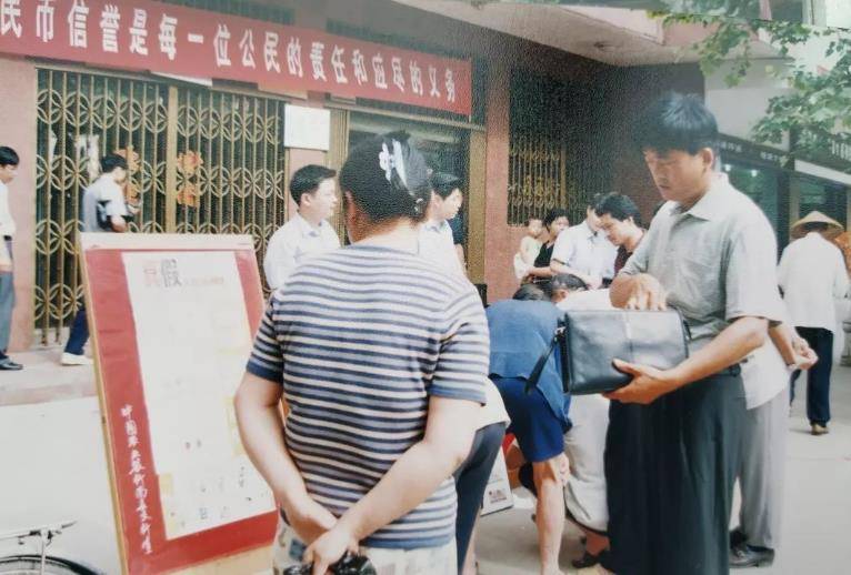 山西贼王王彦青:凭开锁绝技被赦死刑,不甘寂寞又越狱,难逃一死