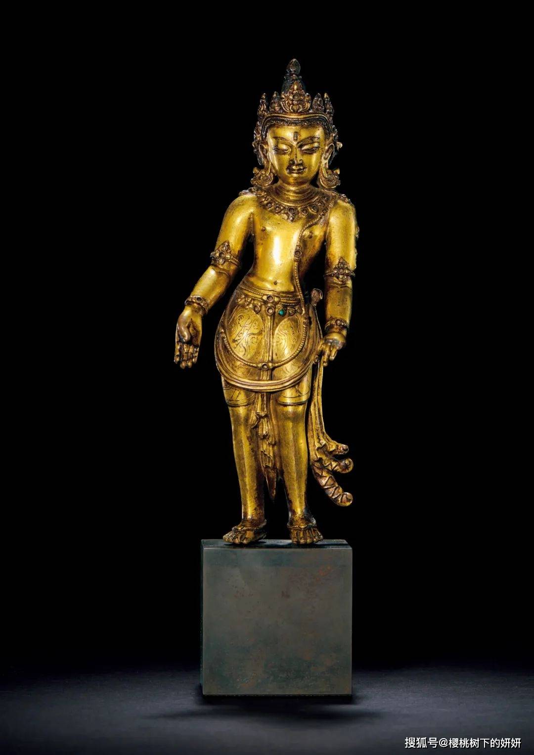 保利厦门拍卖丨佛缘相聚,共沐禅香_观音_艺术品_造像