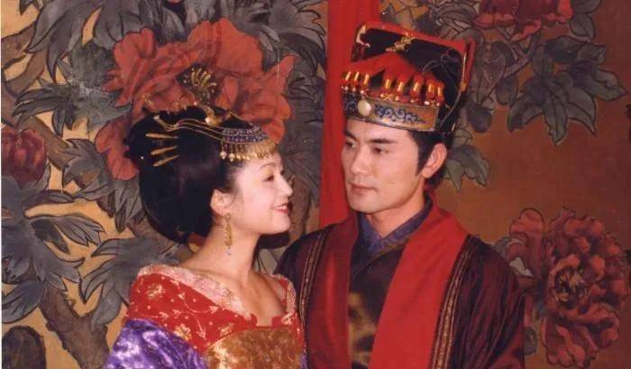 历史上张昌宗,张易之到底有多帅,同时得到武则天和太平公主喜爱