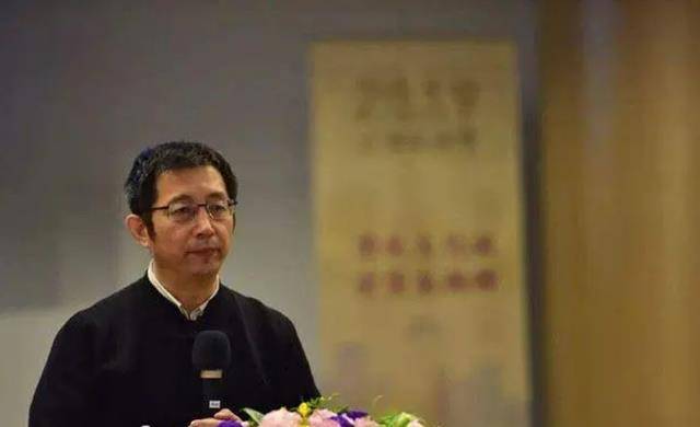 北大教授吴飞曾提议恢复土葬:火葬是将人的尸体当作垃圾看待