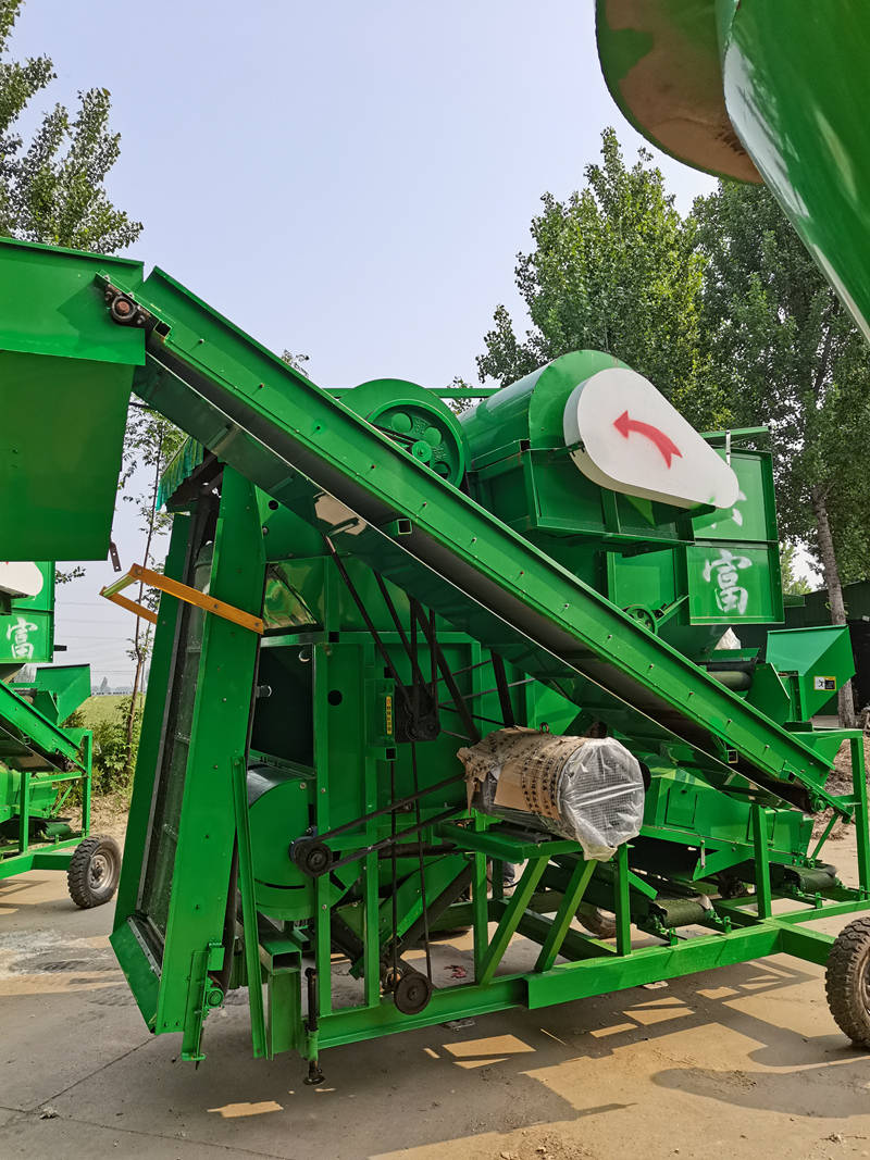 破解农忙难题:花生摘果机让您省时省力!