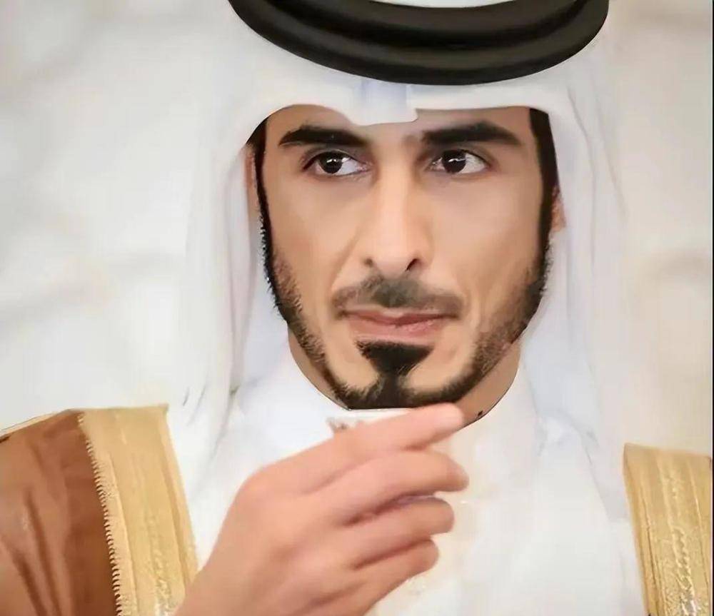 卡塔尔国王:大王妃是堂妹,二王妃神似伊万卡,三王妃比他小14岁