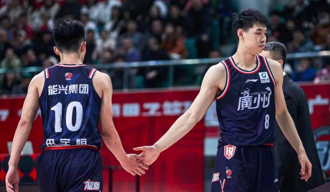 中国球员崔永熙亮相nba发展联盟精英训练营,拿到5分2抢断1盖帽