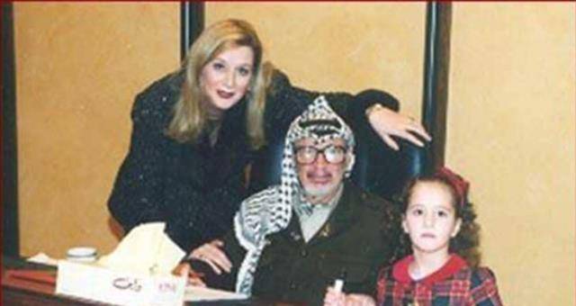 阿拉法特娶小34岁娇妻,逝后妻子争夺千万遗产,贵妇生活惹人非议