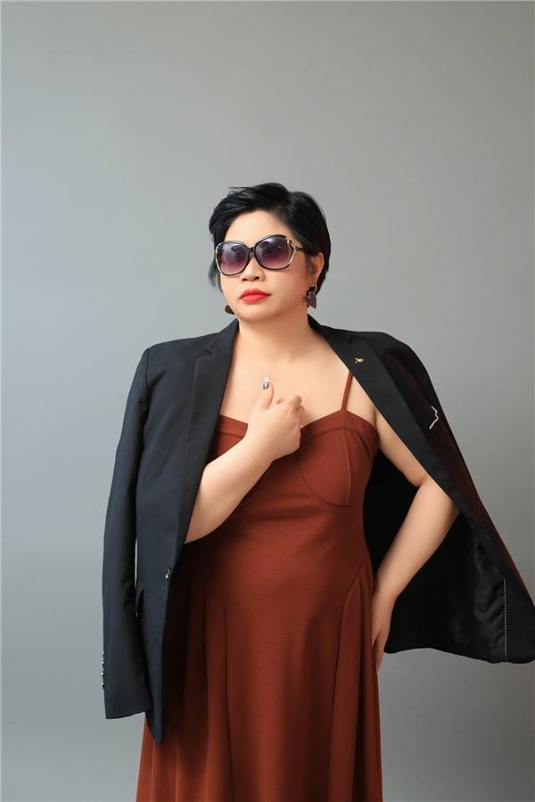 模特晴岚;坚持自己风格签约新挑战