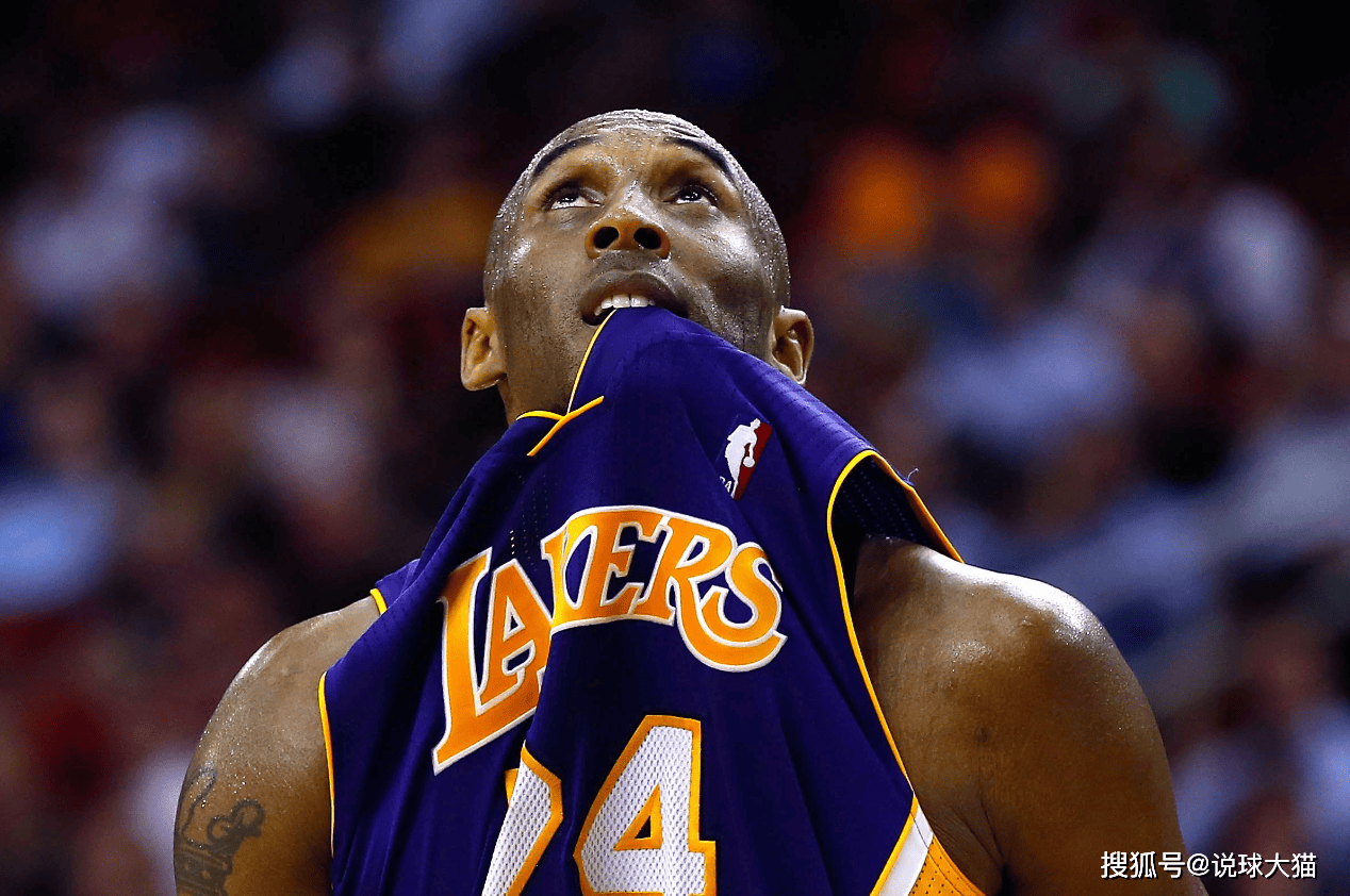 比赛剩一分钟命中率对比:库里25%,科比31%,哈登33%,詹姆斯呢