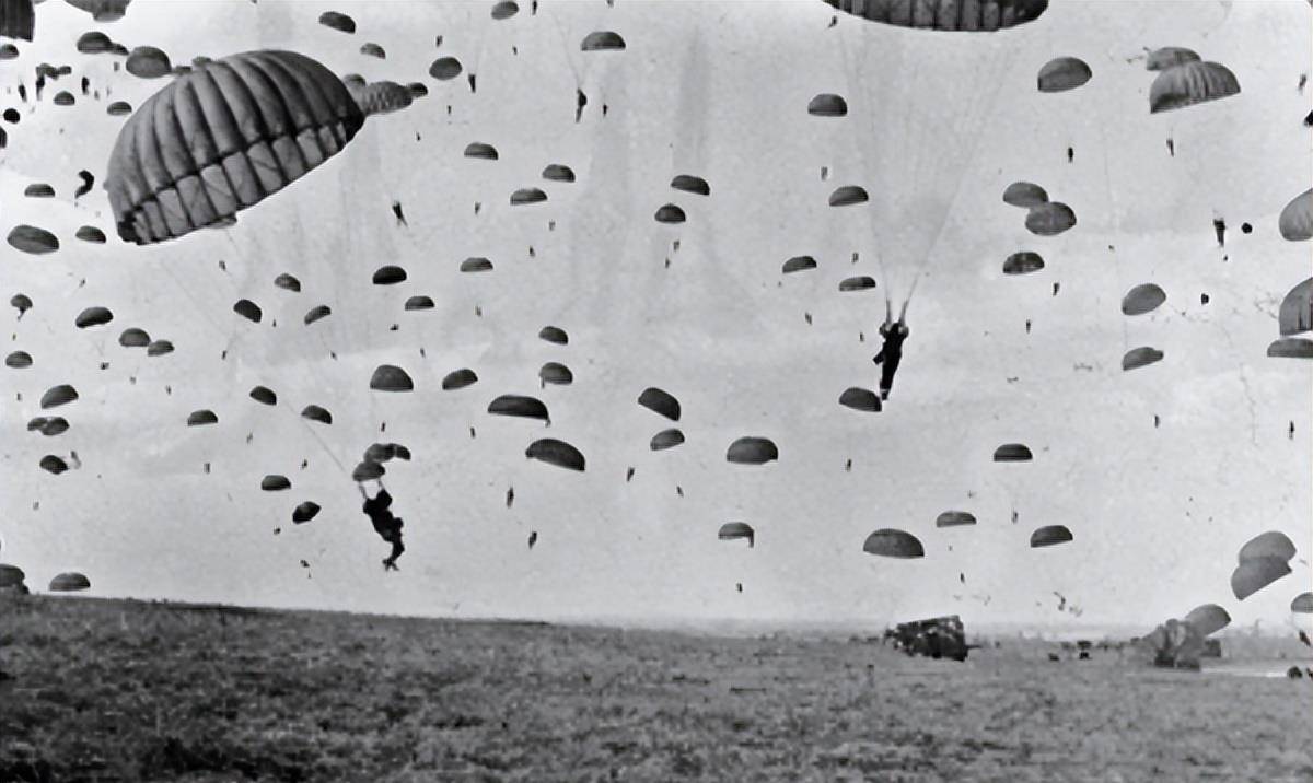 1944年的西欧战场,明明占尽优势,却架不住英国人太坑死伤无数