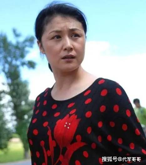 被车祸"毁掉"的12位明星,有人导致瘫痪,有人不幸殒命_洛桑_翟波_赵