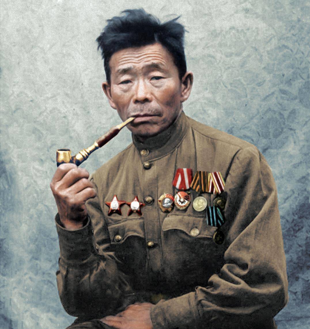 四旬黄皮肤大叔参军,却被战友轻视嘲笑,结果他狙杀367