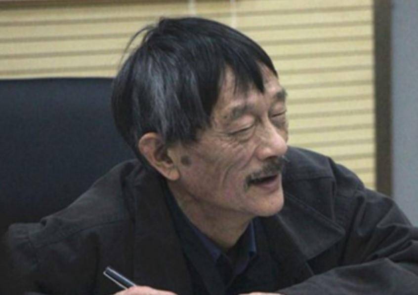"布鞋院士"李小文:每天带酒壶上课,曾被误认为是修理工