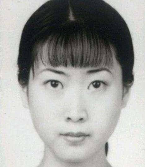 被传坐拥亿万身家,从网红到励志女神,当了妈后的芙蓉姐姐变了