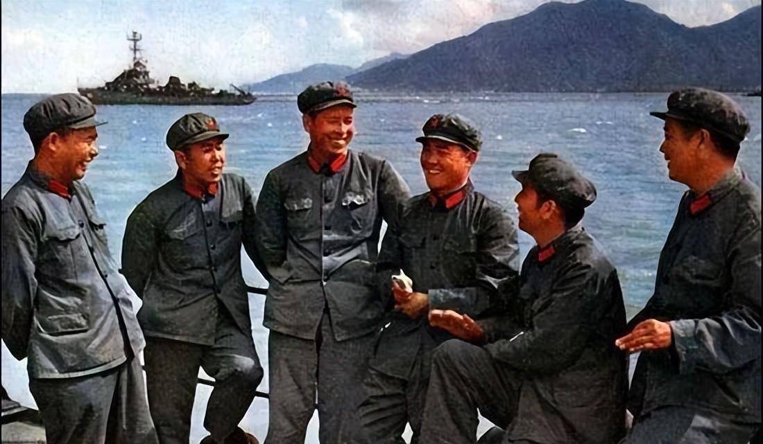 海军败类赖三羊,因不满撤职炸军舰,134名战友牺牲,损失达11亿