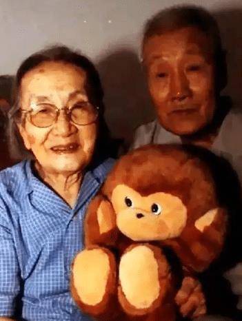 一生3段婚姻,张中行与爱妻相守68年,97岁在3年"谎言"中离世_杨沫_妻子