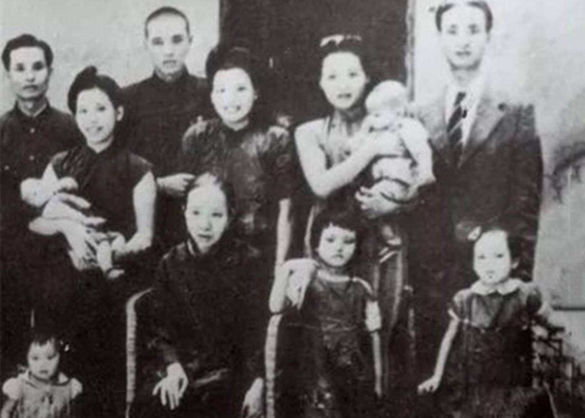 改嫁,30年后相见,沈醉:抱歉,没尽到丈夫的责任_栗燕萍_军统_王耀武