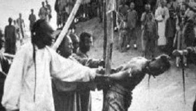 古代刽子手行刑,听到刀下留人一定会赶紧停手,这是为什么?