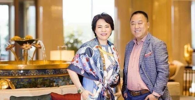 浙江女首富凉了,曾是《鸡毛飞上天》原型,如今800亿资产归零