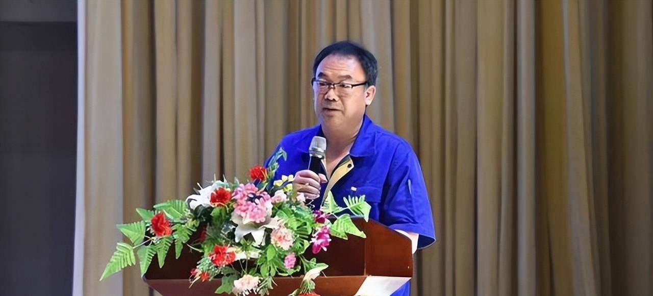 低调的潍坊富豪:32岁辞官,48岁公司上市,有13家公司,身家67亿