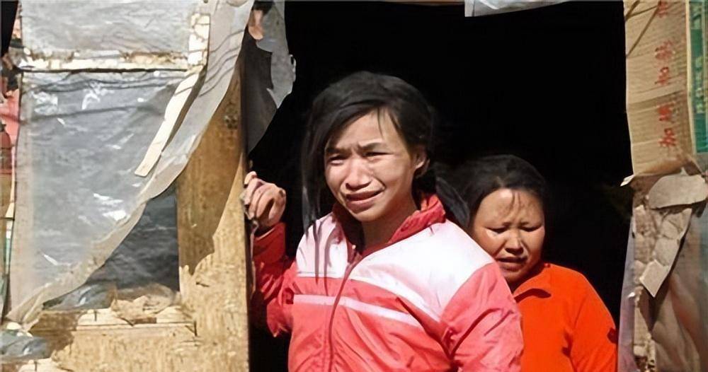 值得一提的是,许某是唯一一个没有被法律惩罚的买家,由于他对曹小青