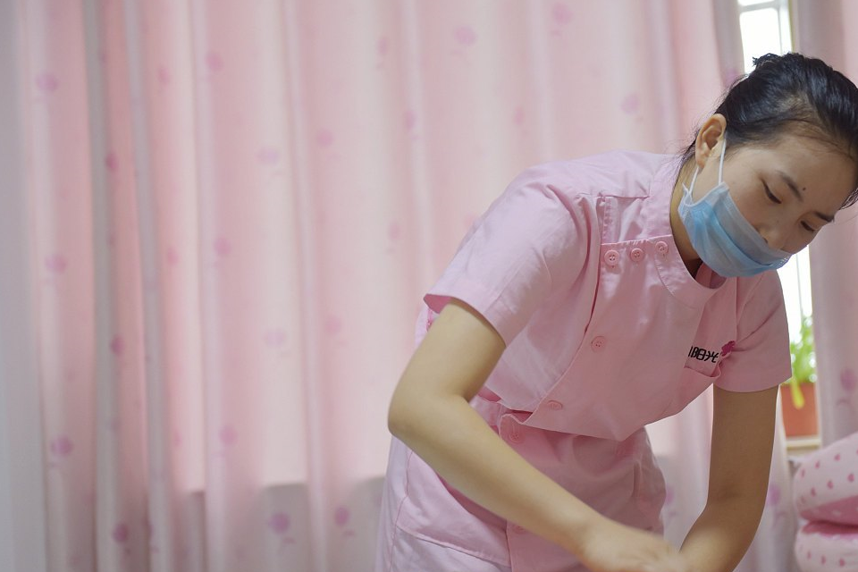 男性_时候_女性