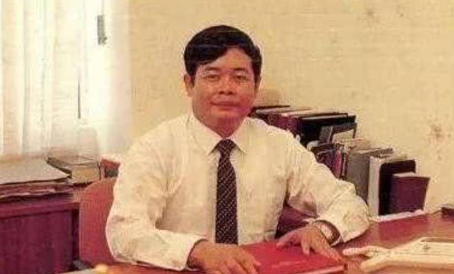 捐款120亿的中国富豪:无学历无背景,奥巴马为何为他拍纪录片?