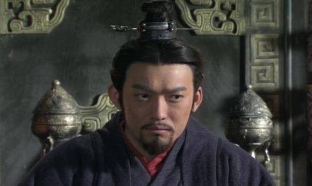 秦昭襄王为何不爱才白起却逼他自尽?一个压抑者的自我救赎之路!