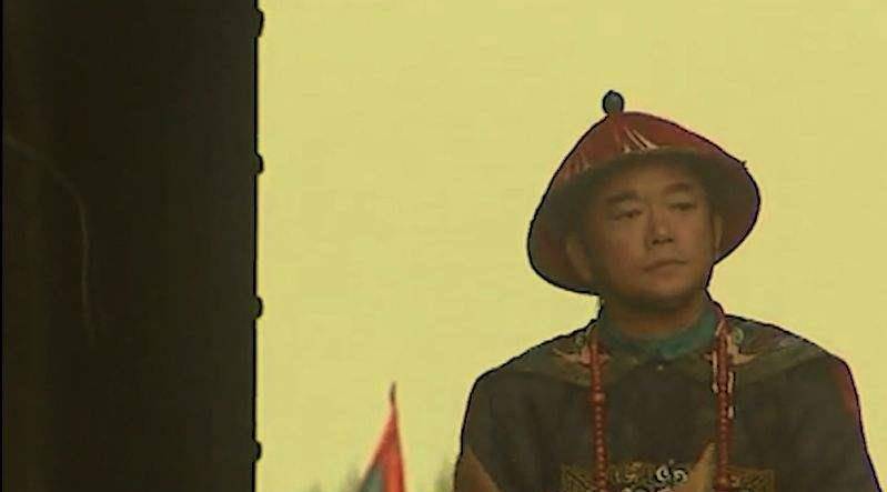 清朝第一贪官,被抄家时却家徒四壁,皇帝:拿锤子把柱子凿开