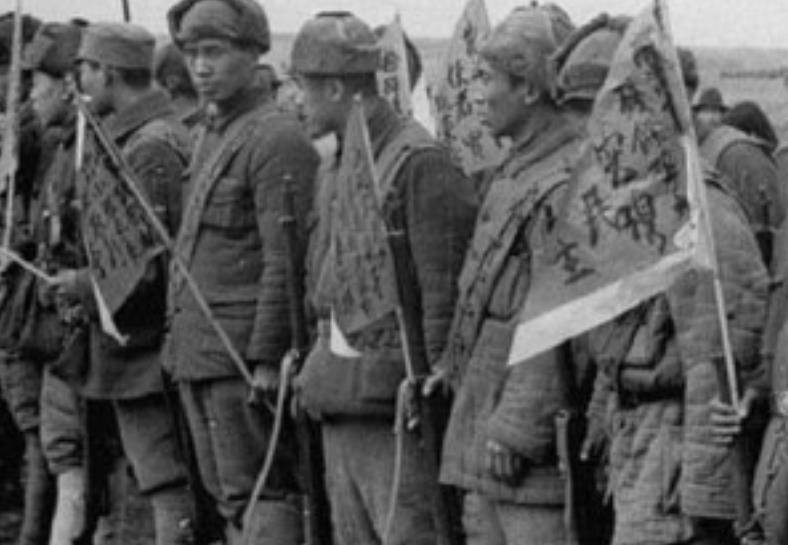 宛东战役,一士兵独闯敌营,迫使一个师投了降,怎么做到的?