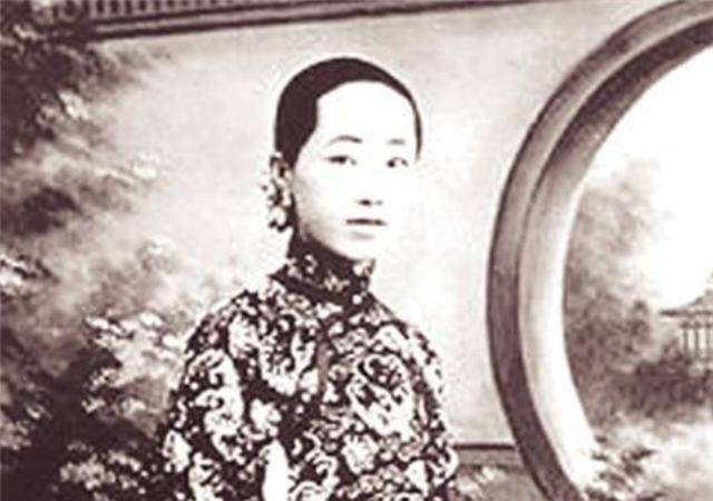 一生无名无份,晚年死在草棚,却养育出6名国家栋梁_梁启超_桂荃_李蕙仙