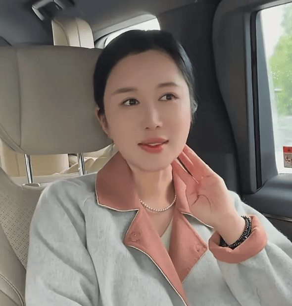 网友:像他的做派_杜星霖_吴春怡_高龄