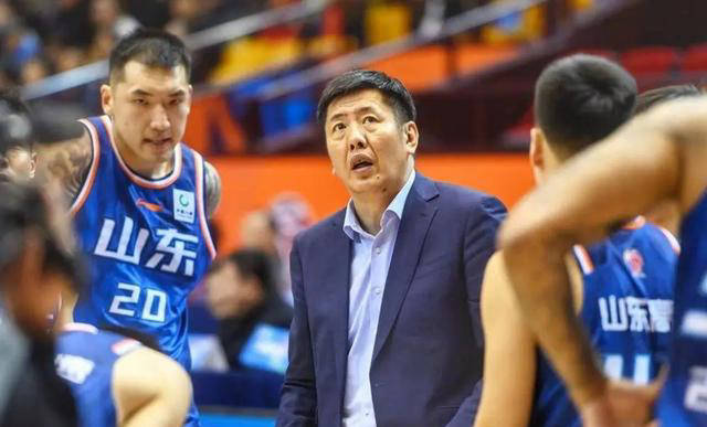 山东男篮欲增强后场实力,与辽宁冠军后卫刘志轩达成250万年薪协议